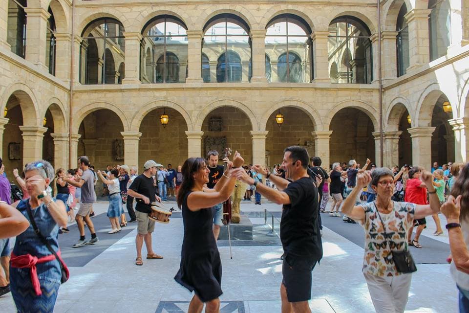 Dantza solte tailer irekia Lekeition