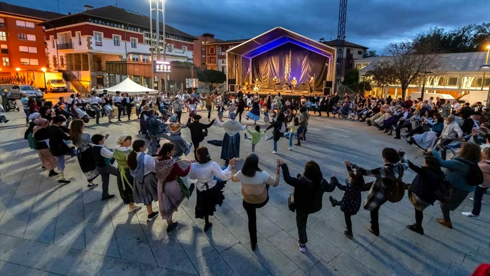 Erromeria Mungian AIKOPEKOrekin