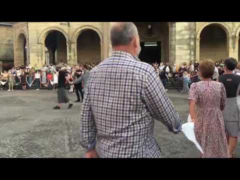 Abel Iriondo, gure dantzari eta dantza maisu kutune hil da