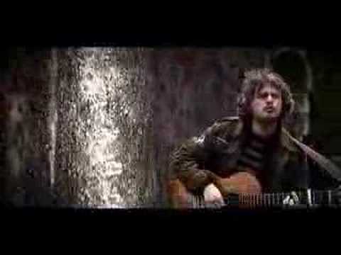 Kantari kontari Mikel Markezekin. Irailaren 21ean Mendibile Jauregian (Leioa)