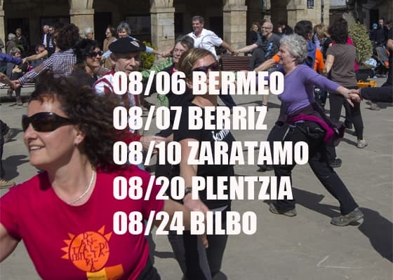 Abuztuan dantzan AIKO Taldearekin