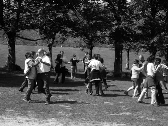 Club Vasco de Camping elkartearekin Urbiara dantzan!: Urbiara dantzan!