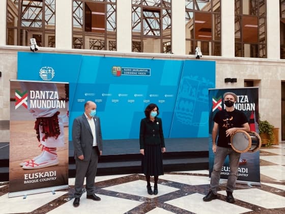 Aikoeskola.eus, Diasporarekin