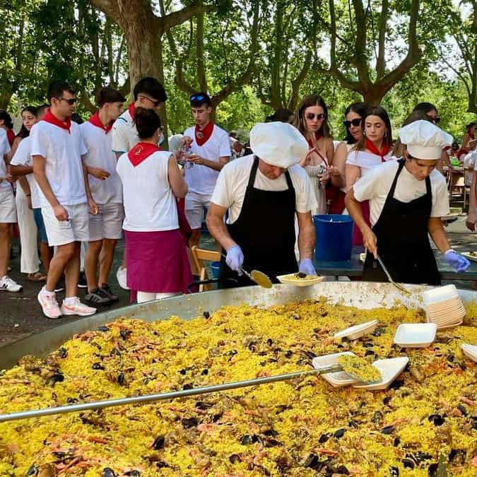 Herri bazkaria (paella) Izaban Danspirenaika 2026-09-12